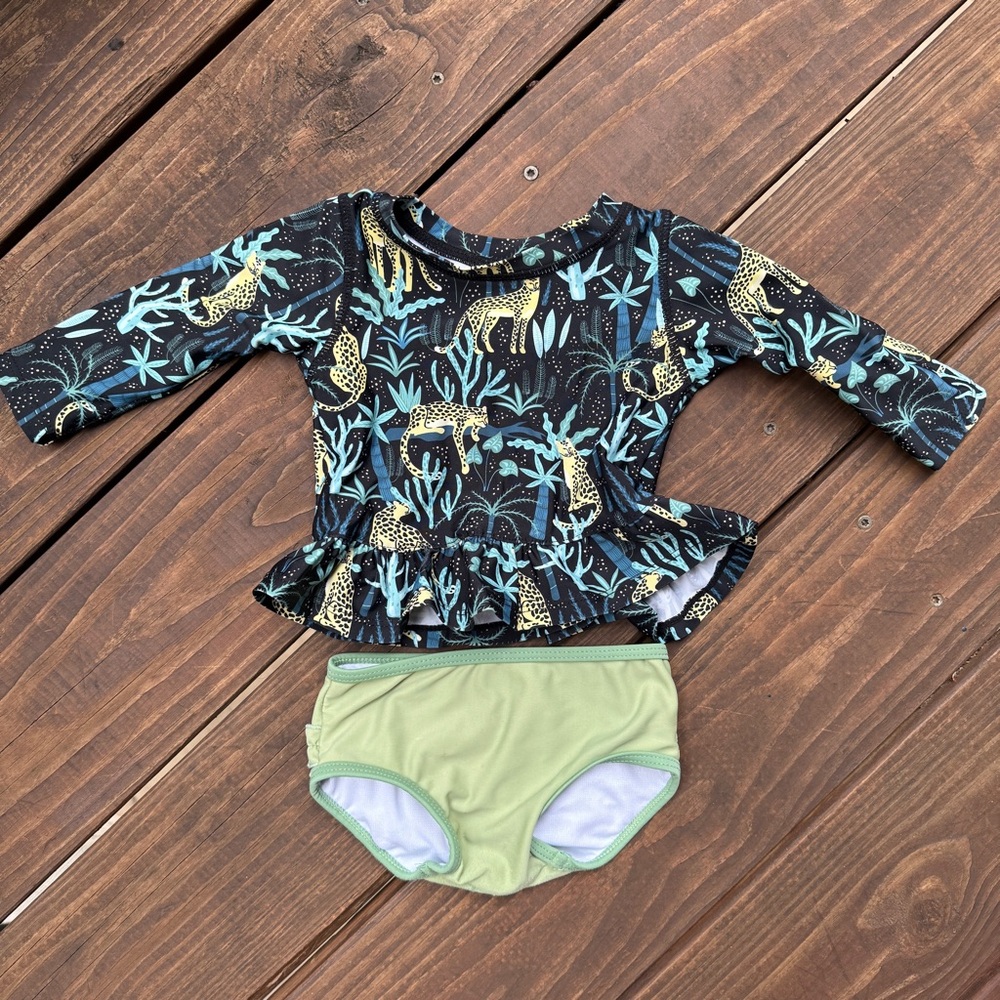 Ruffle Butts - 2-Piece Jungle Kitty Long Sleeve Rash Guard Swim Suit